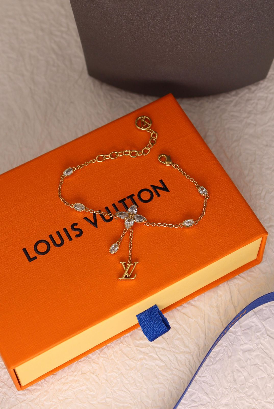 Lv jewelry set