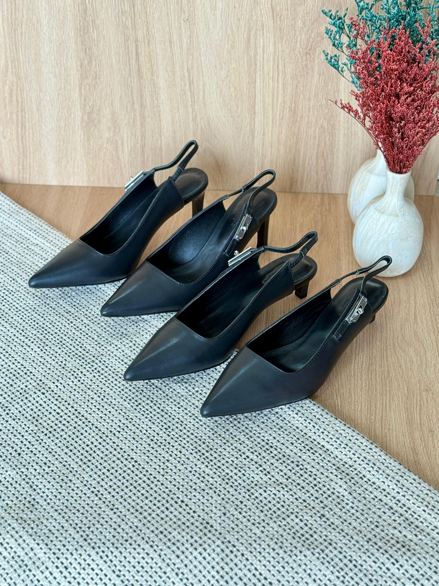 Hermes heels black