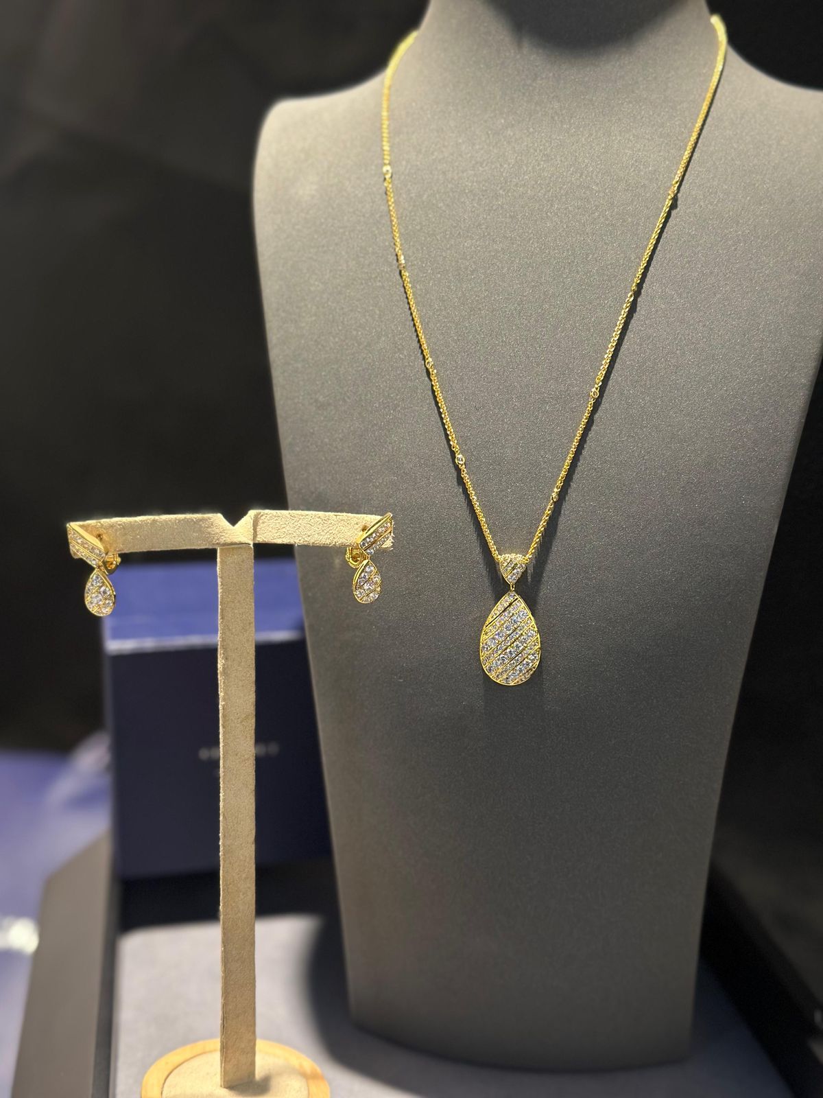 Chaumet jewelry set
