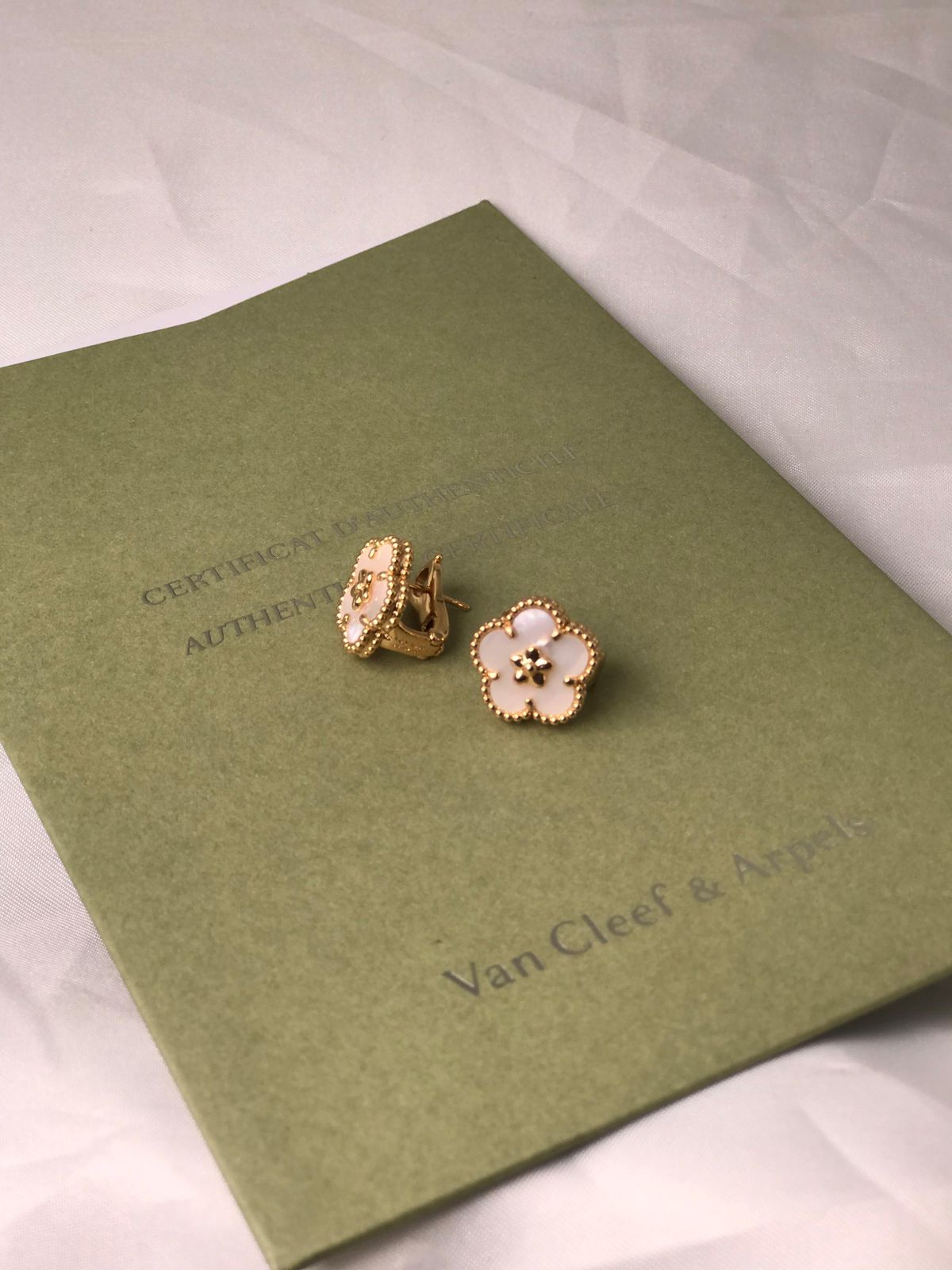 Van cleef jewelry set