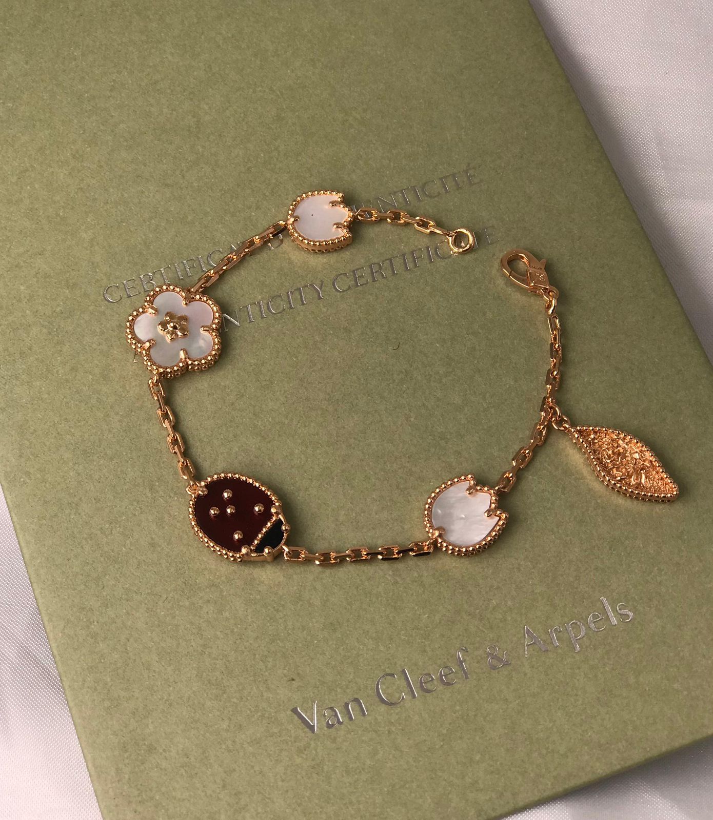Van cleef jewelry set