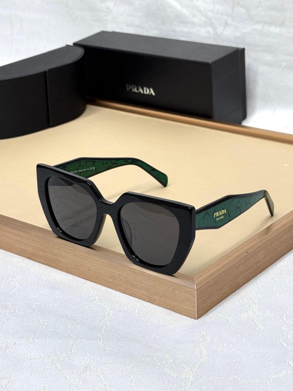 Prada sunglass
