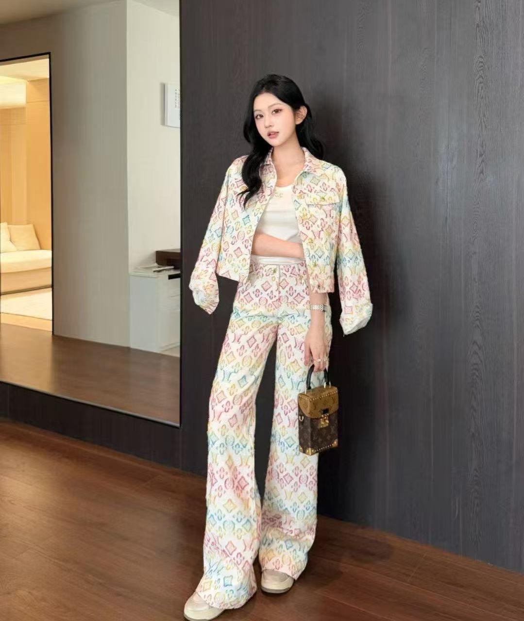 Lv clothes set