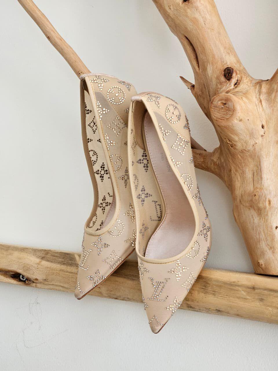 Lv heels