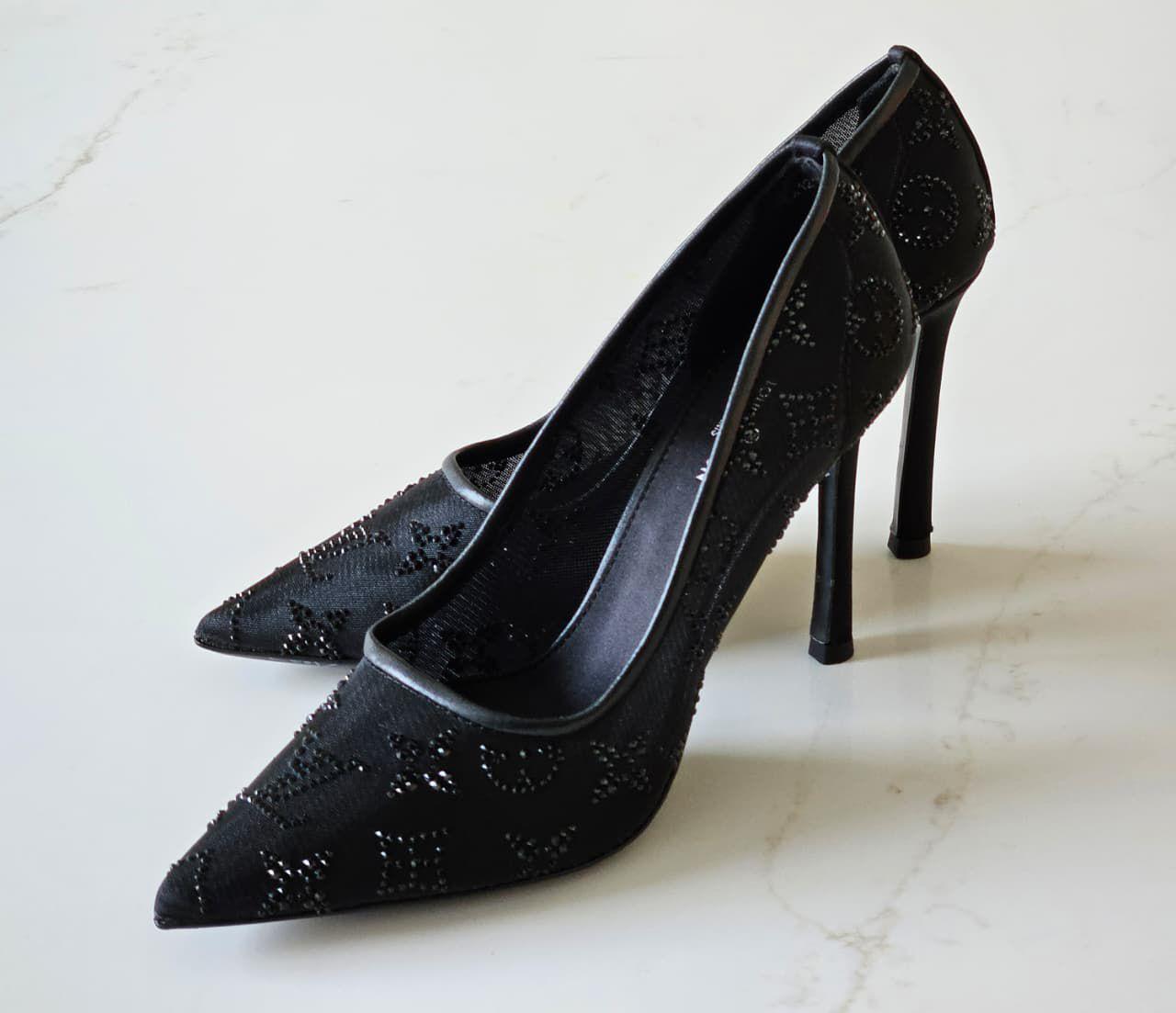 Lv heels