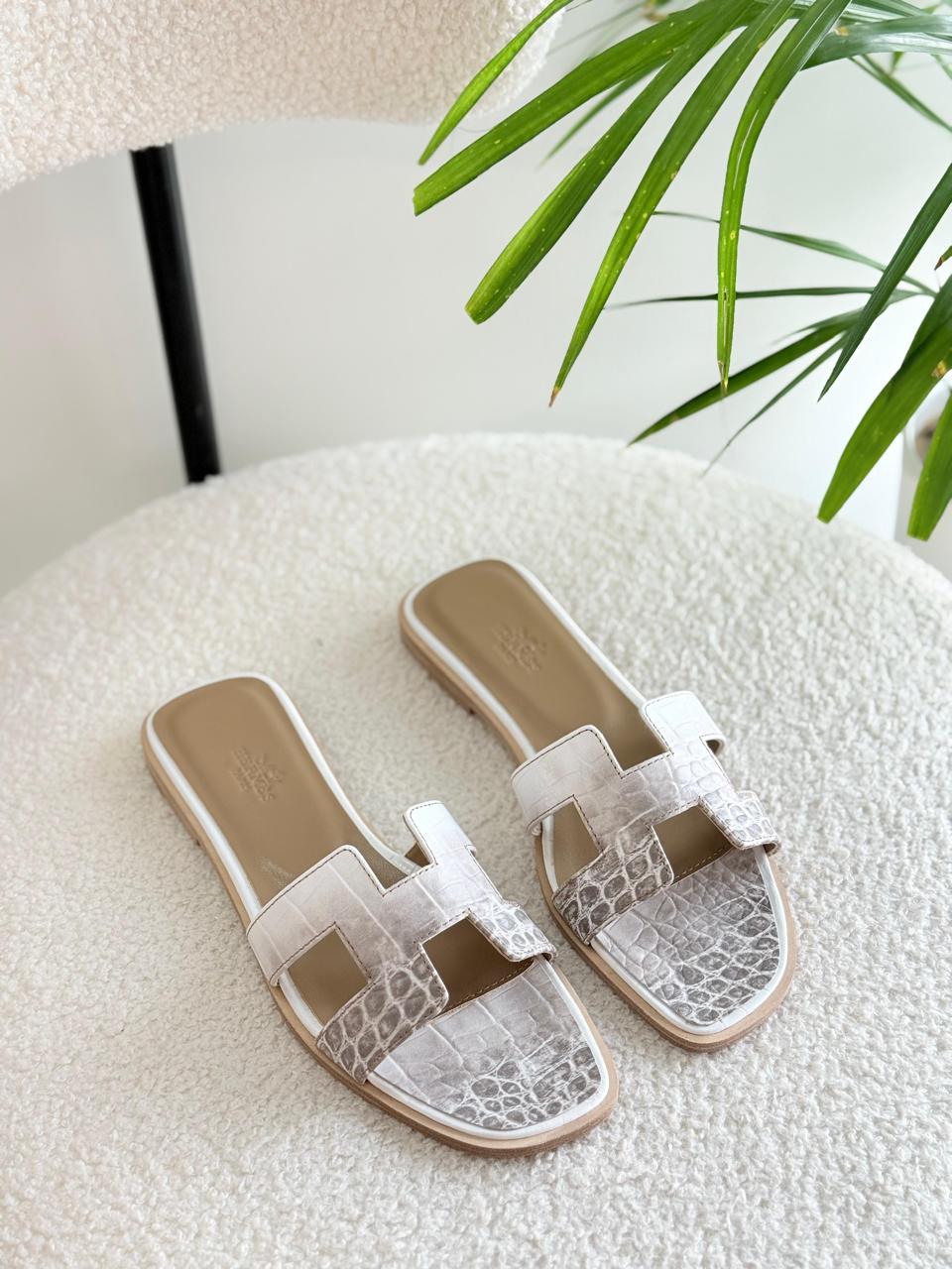 Hermes slippers - crocodile