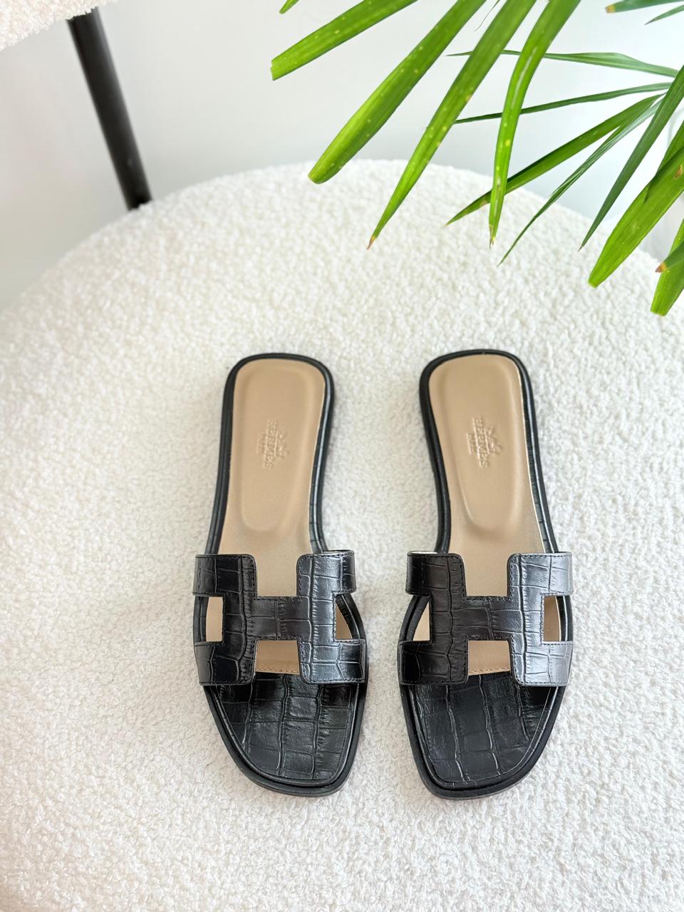 Hermes slippers - crocodile