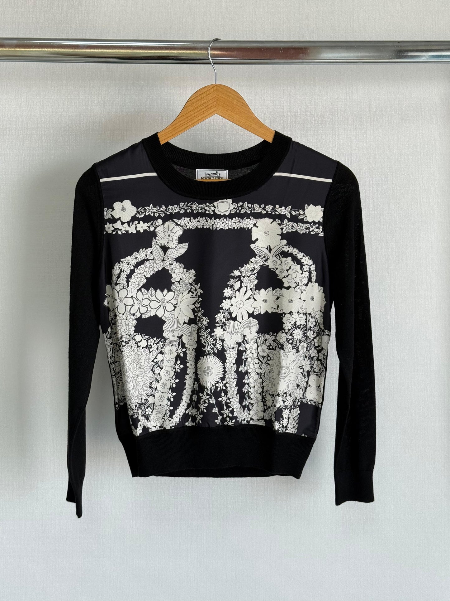 Hermes sweater