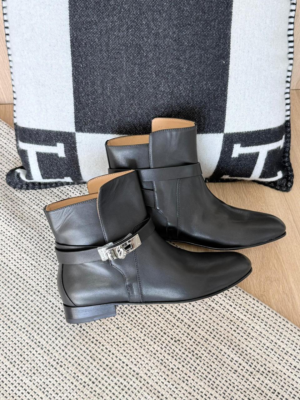 Hermes boots
