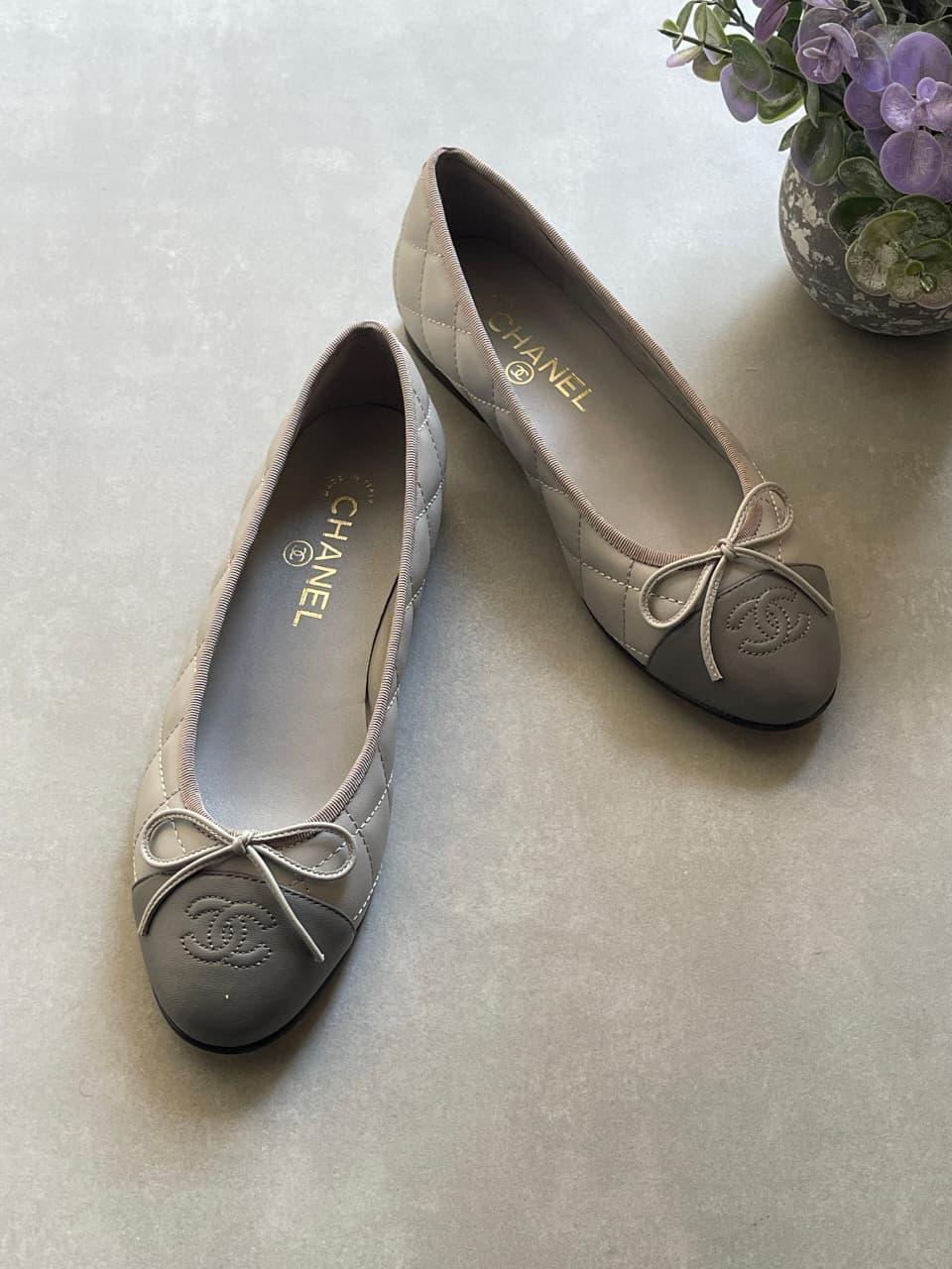 Chanel ballerina grey and beige
