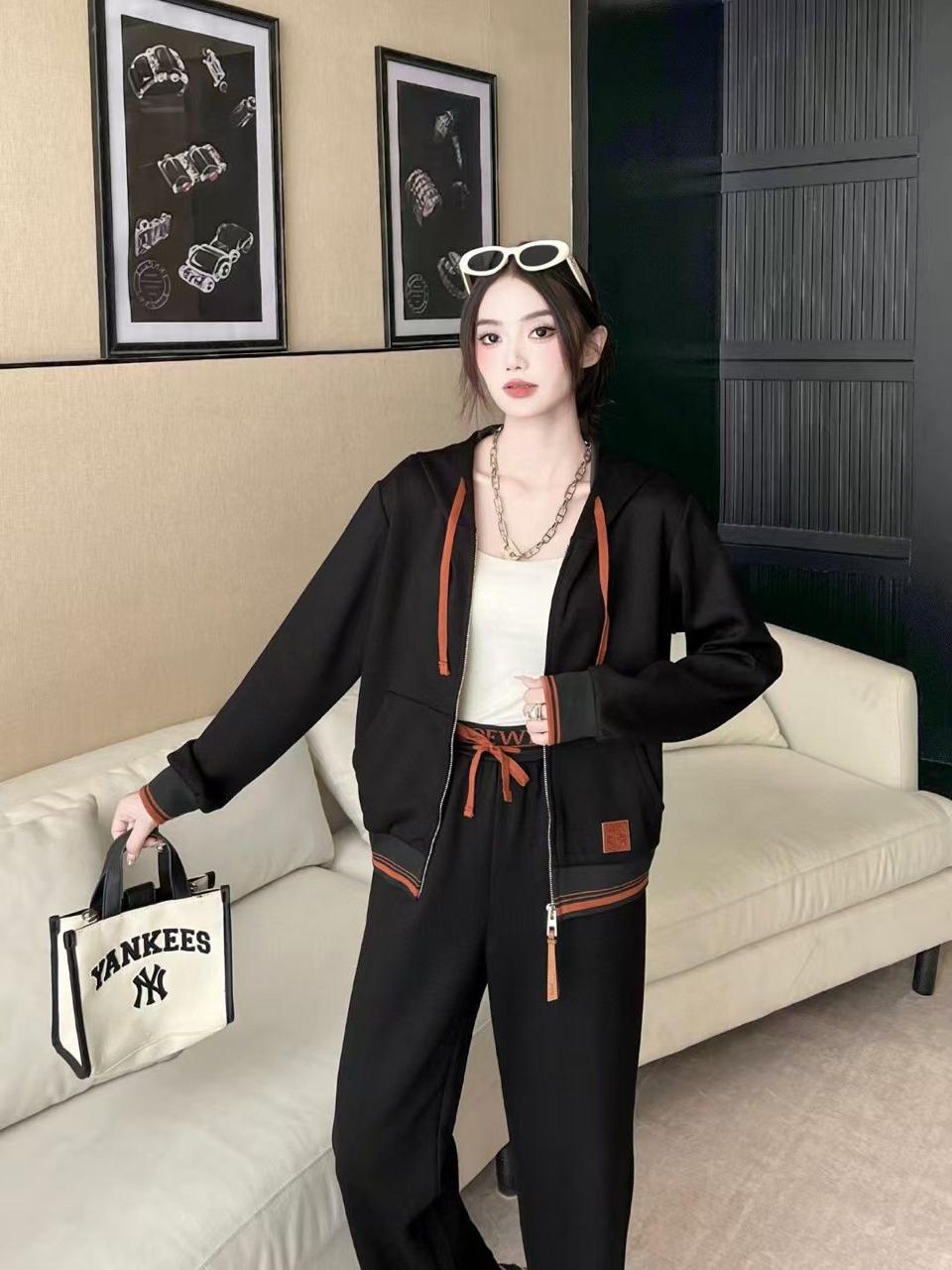 Loewe tracksuit