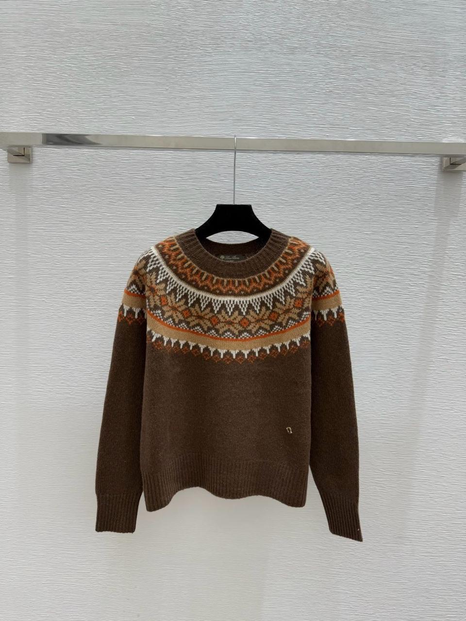 Loro piana sweater