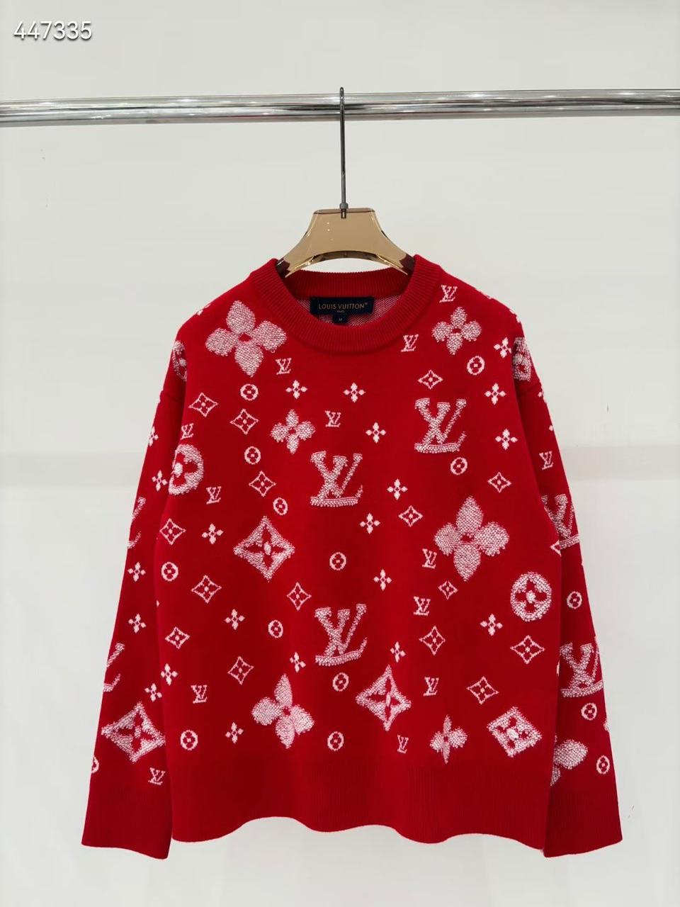 Lv sweater
