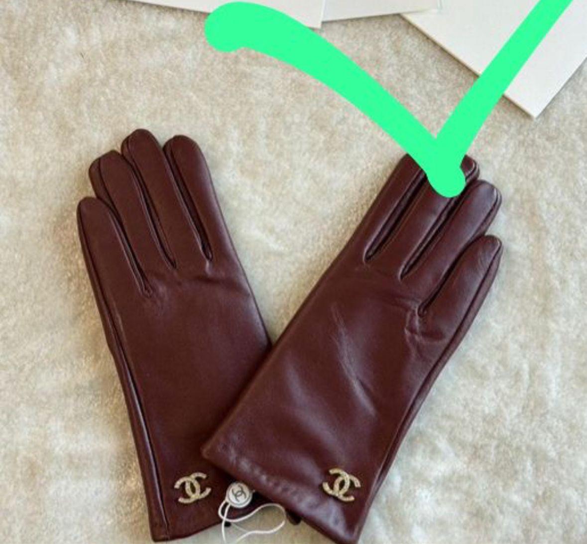 Chanel gloves