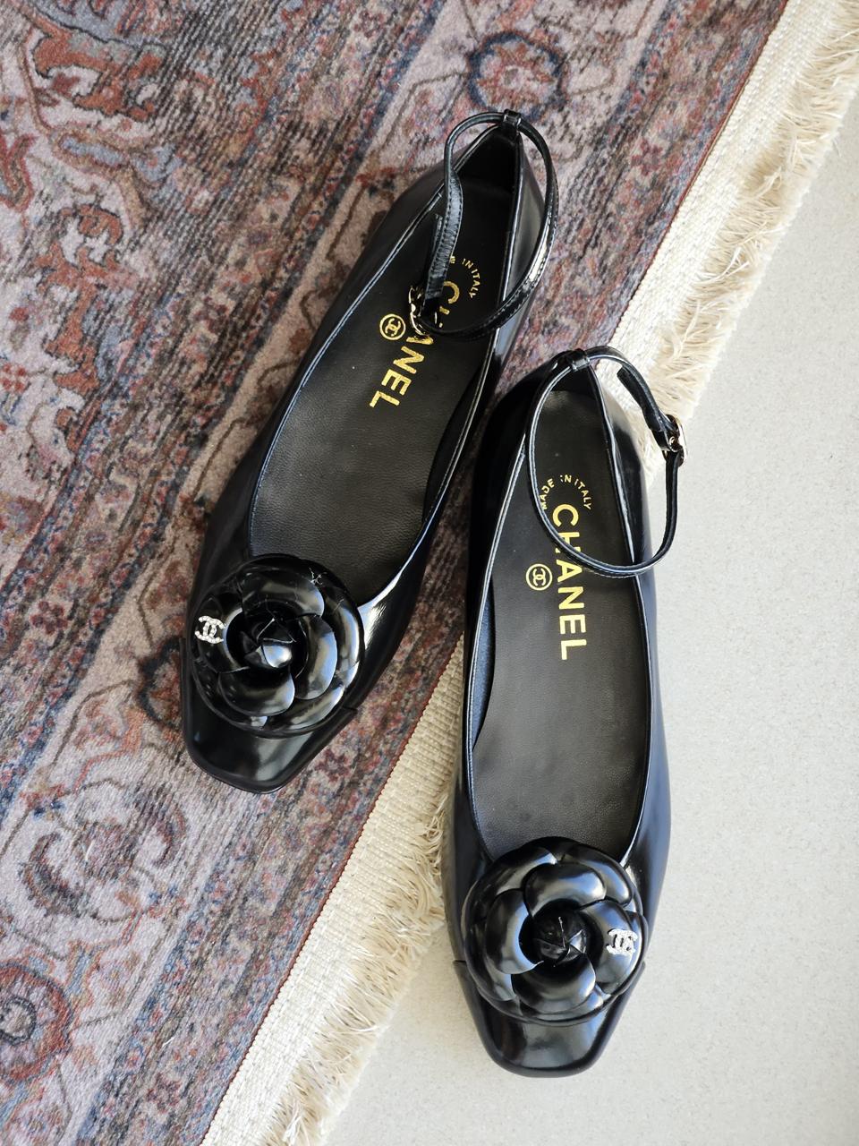 Chanel ballerina