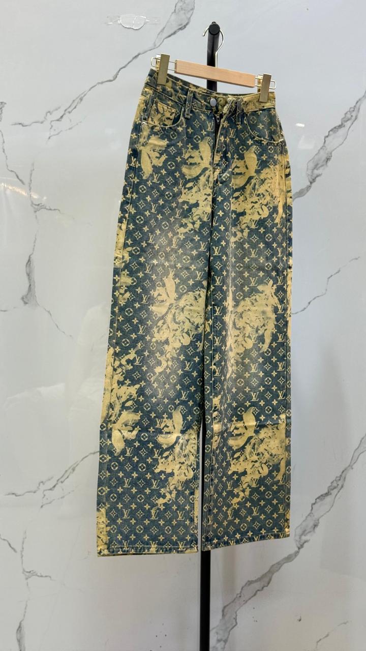 Lv pants