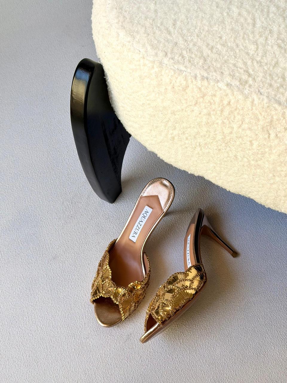 Aquazurra sandals heels - gold