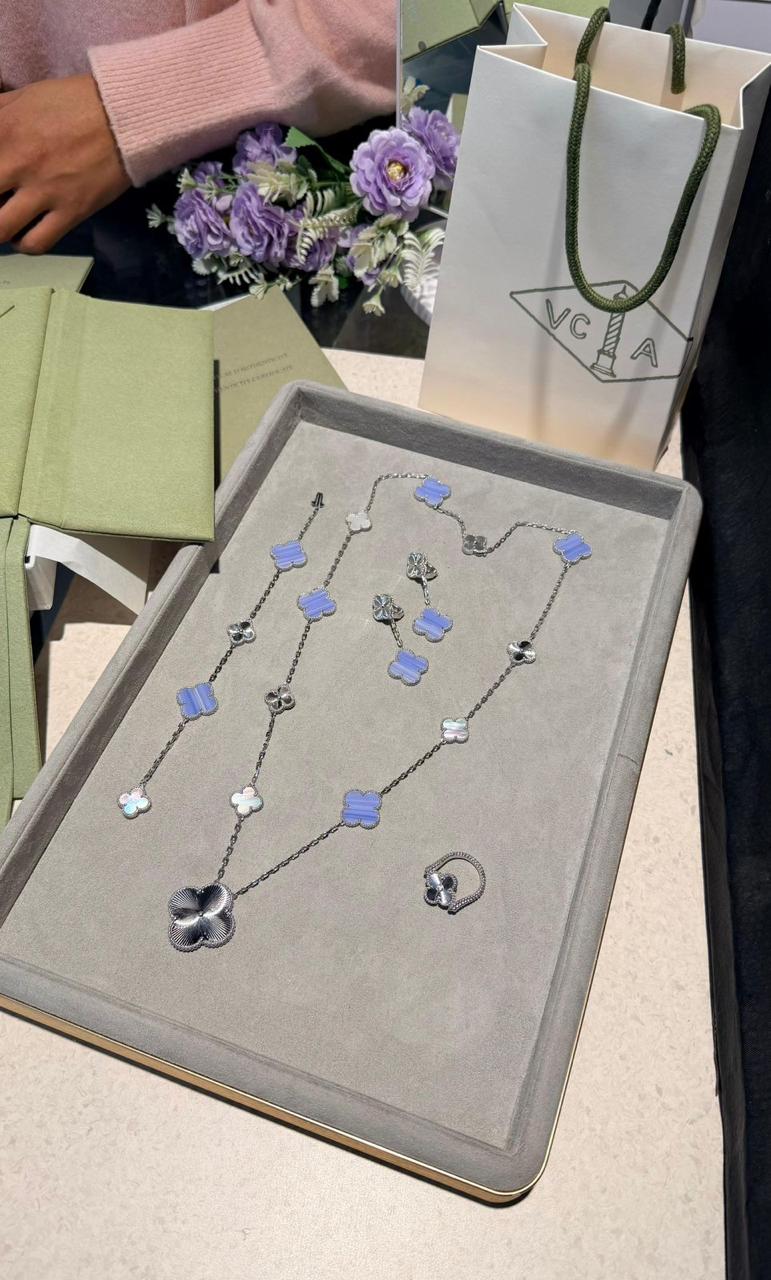 Van cleef jewelry set 4 pcs