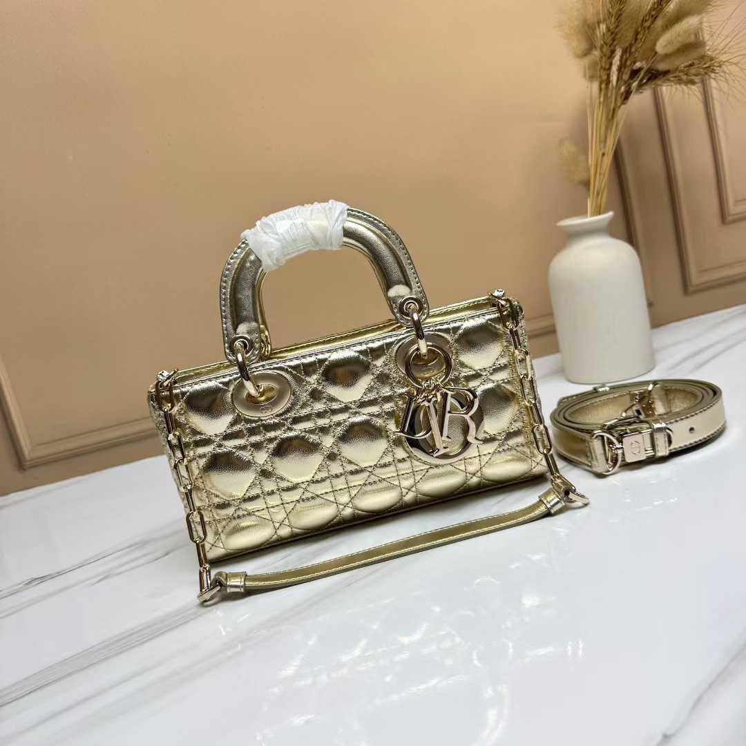 Dior bag