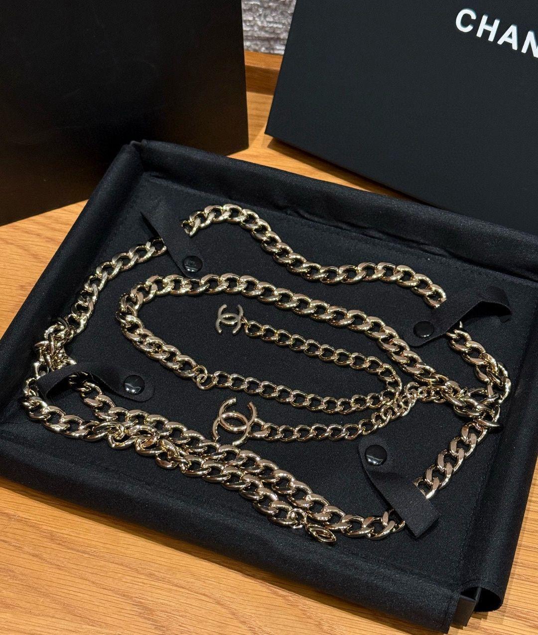 Chanel belt