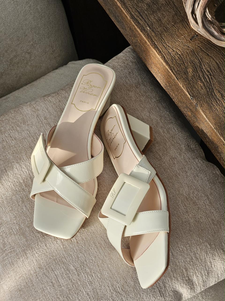 Roger vivier sandals heels