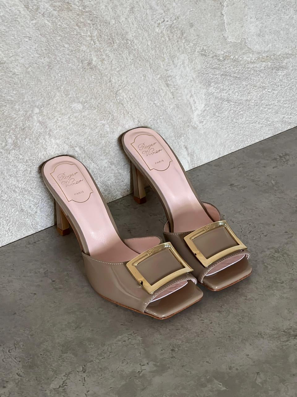 Roger vivier sandals heels