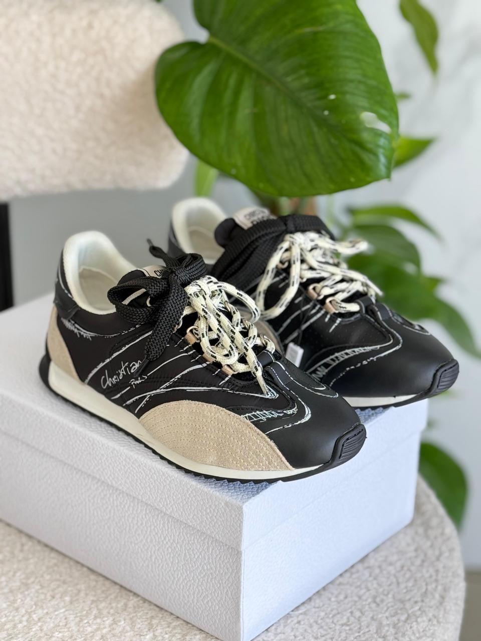 Dior sneakers