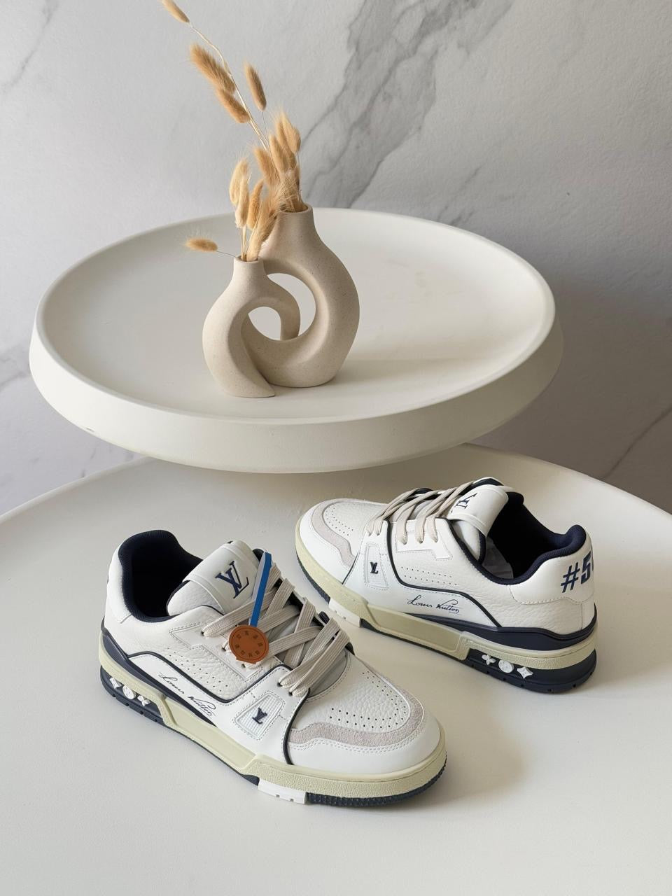 Lv sneakers