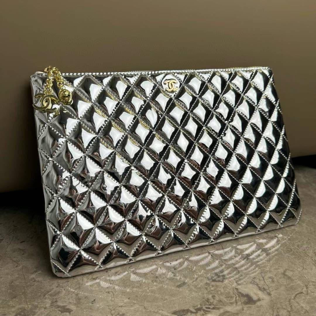 Chanel bag -  pouch