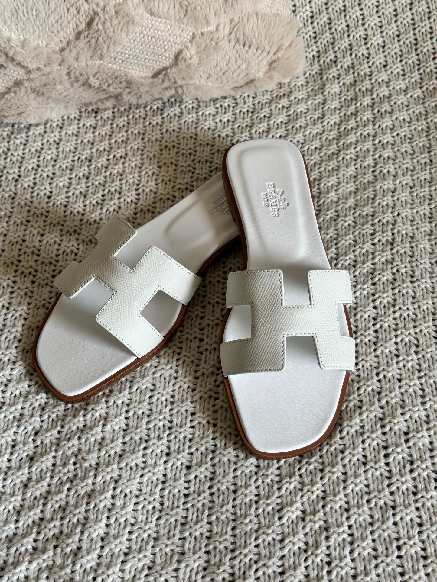 Hermes slippers - white