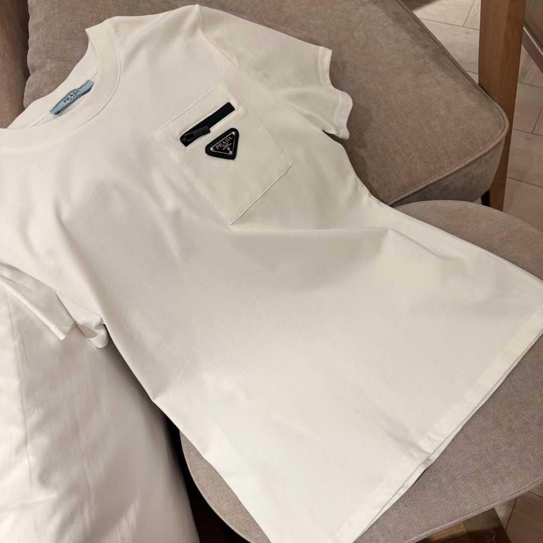 Prada Tshirt