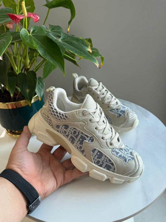 Dior sneakers