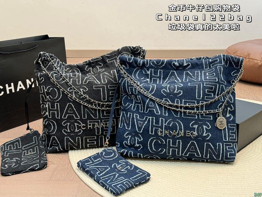 Chanel bag tote