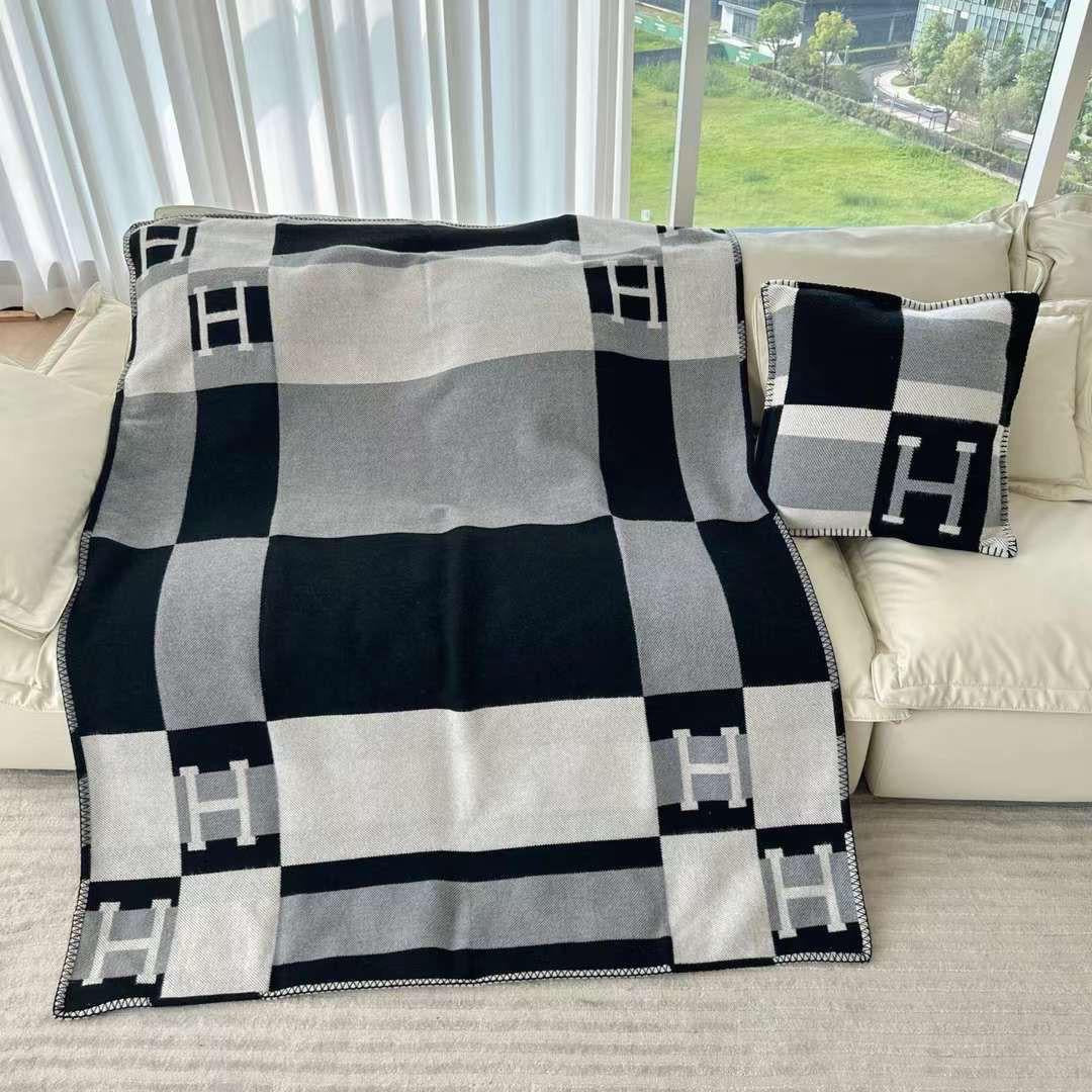 Hermes blanket & pillow cover