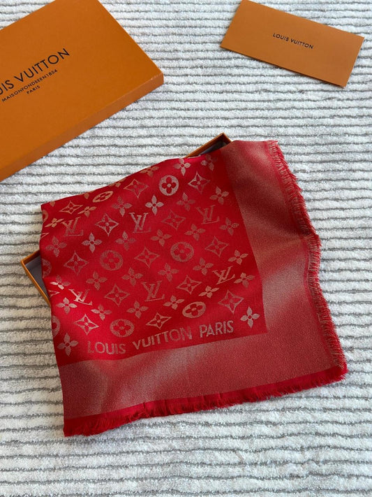 Lv scarf