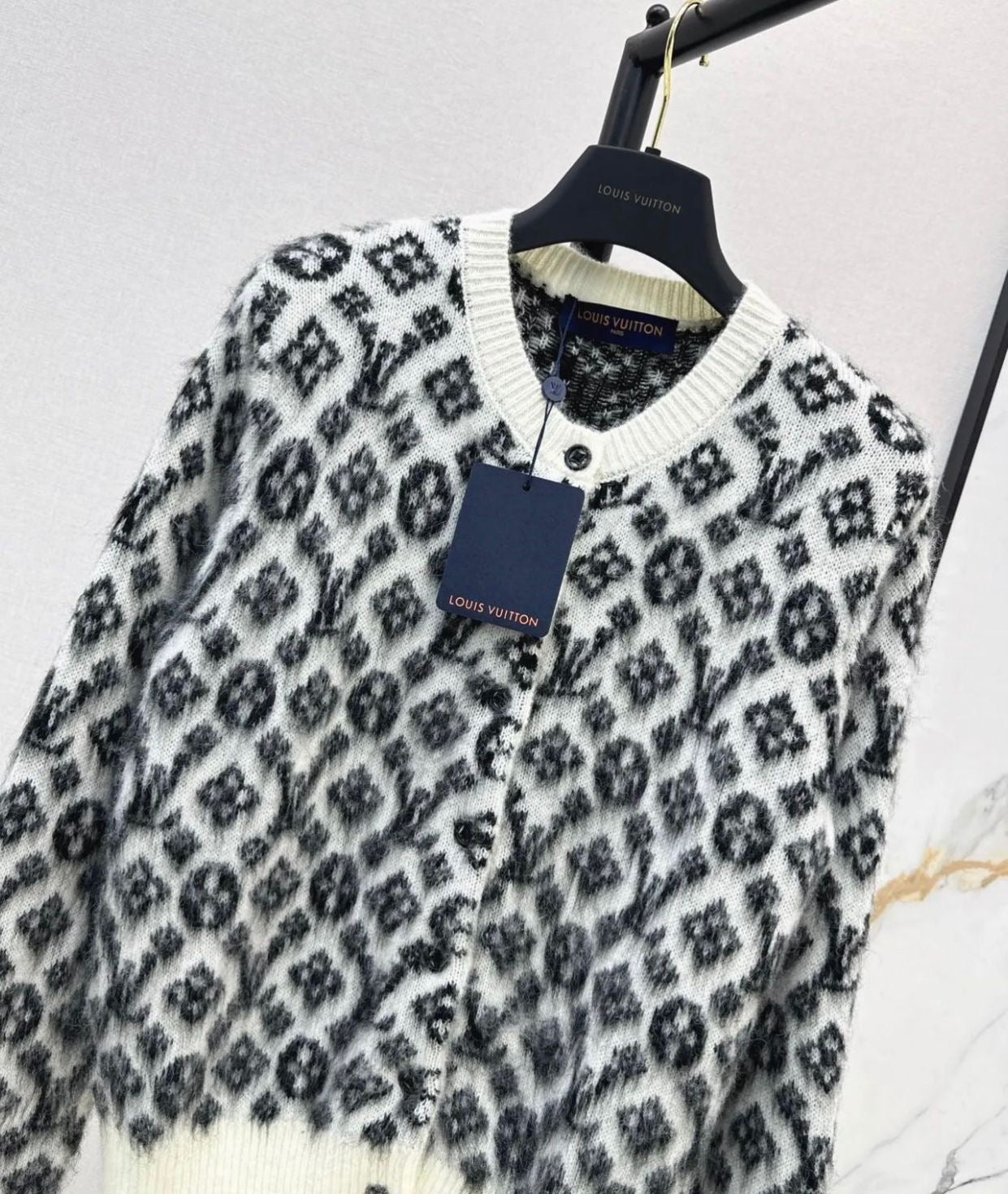 Lv cardigan