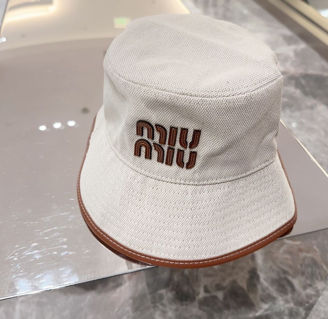Miu miu hat