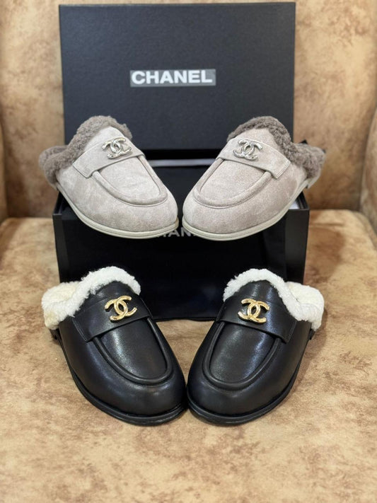 Chanel mules with fur