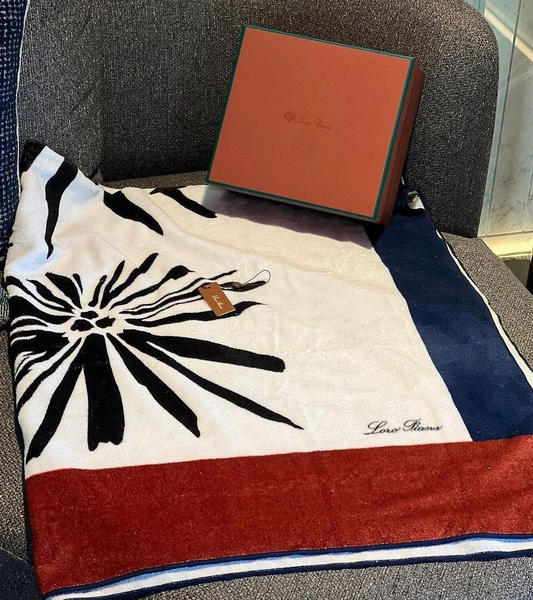 Loro piana blanket