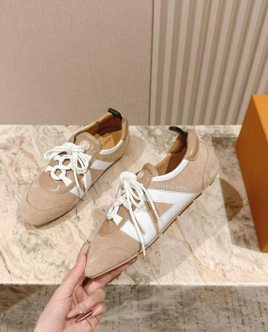 Lv sneakers