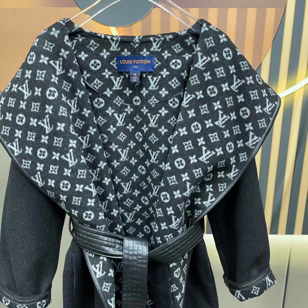 Lv jacket - coat