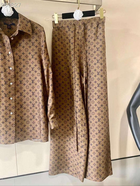 Lv clothes set