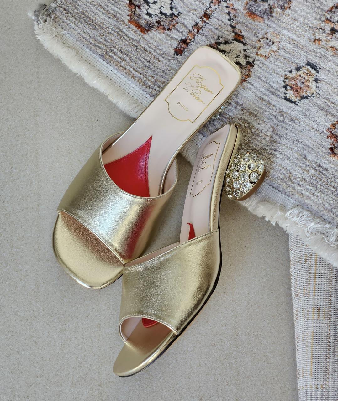 Roger vivier sandals heels