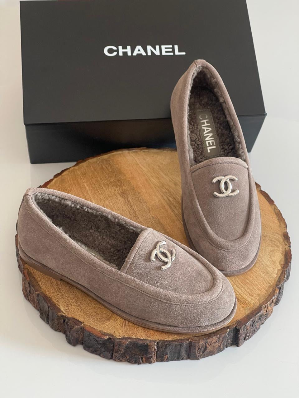 Chanel loafers - with fur