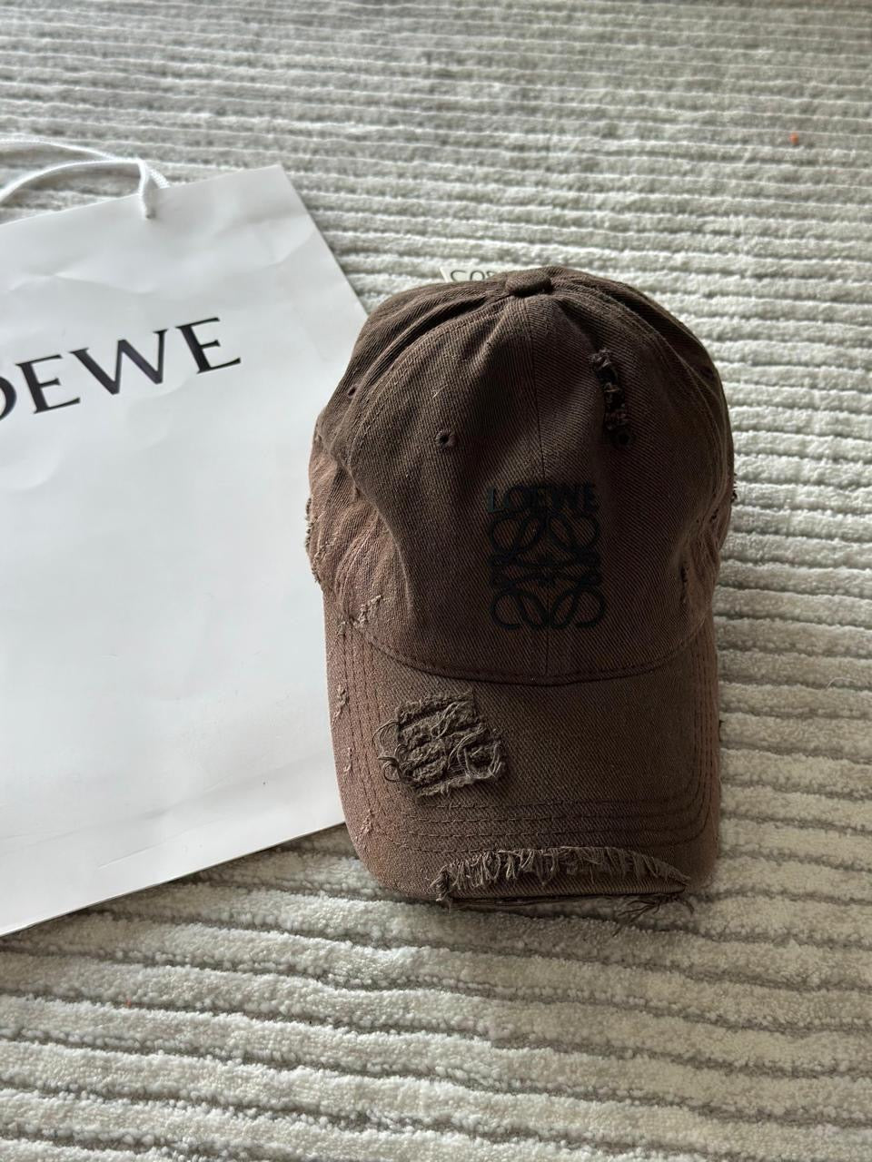 Loewe cap