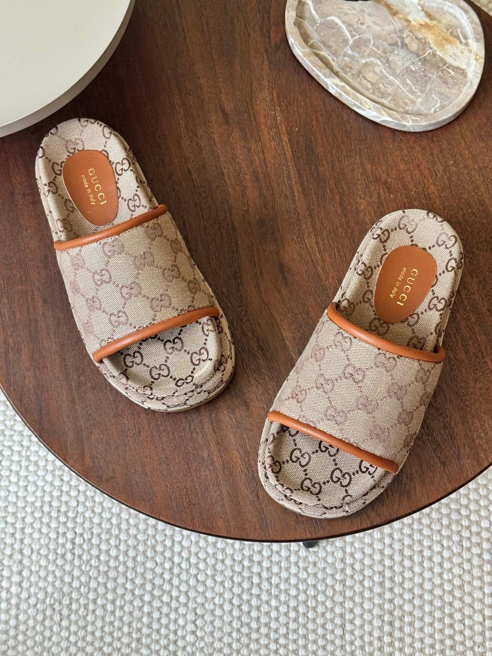 Gucci slippers