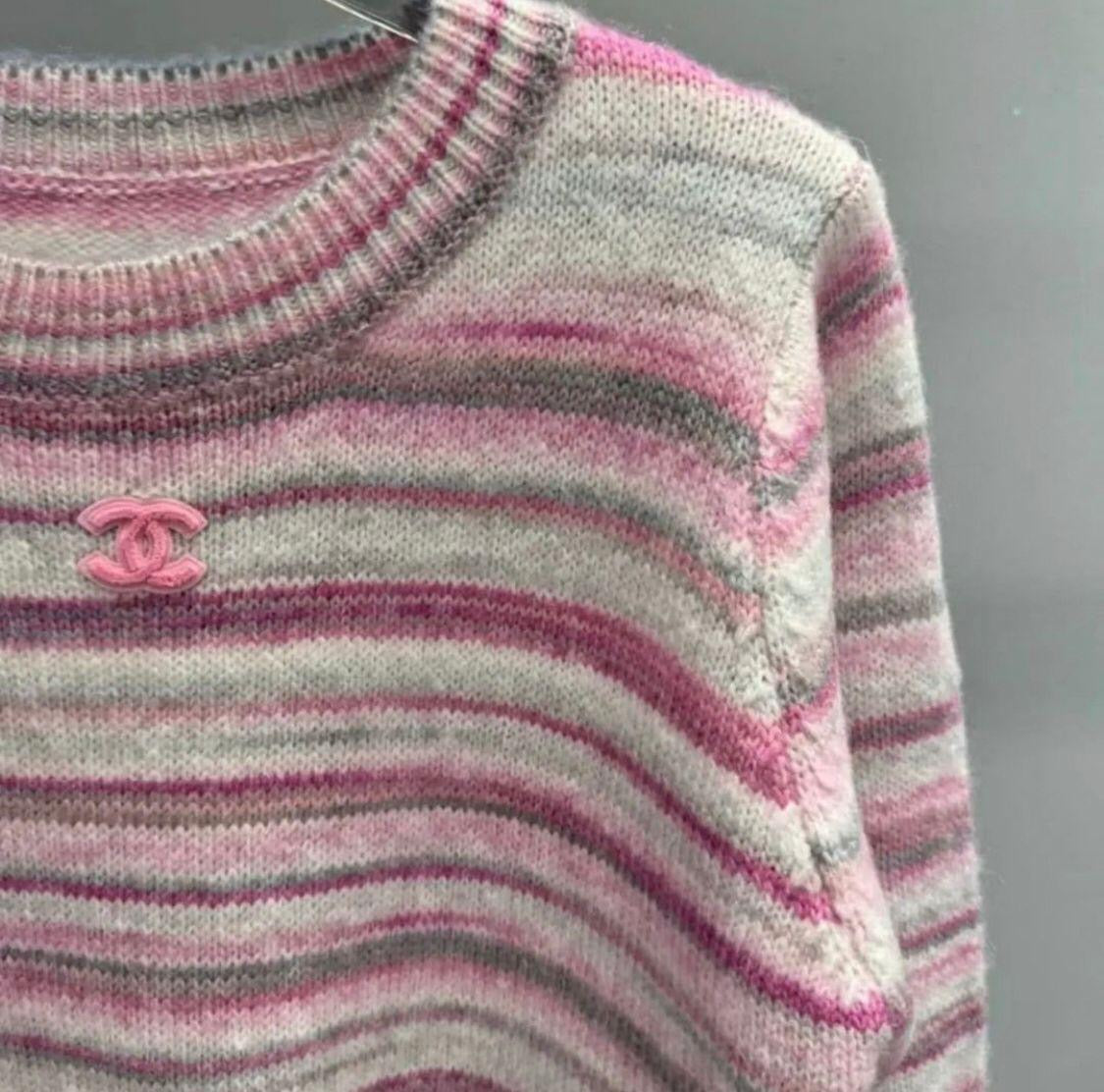 Chanel sweater