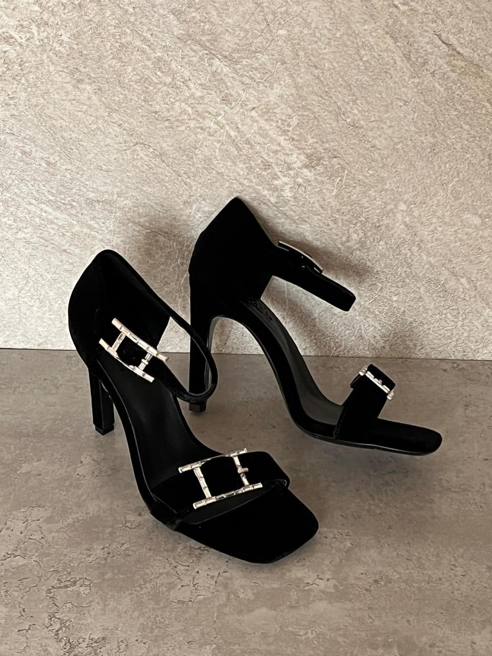 Hermes sandals heels