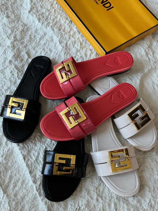 Fendi slippers