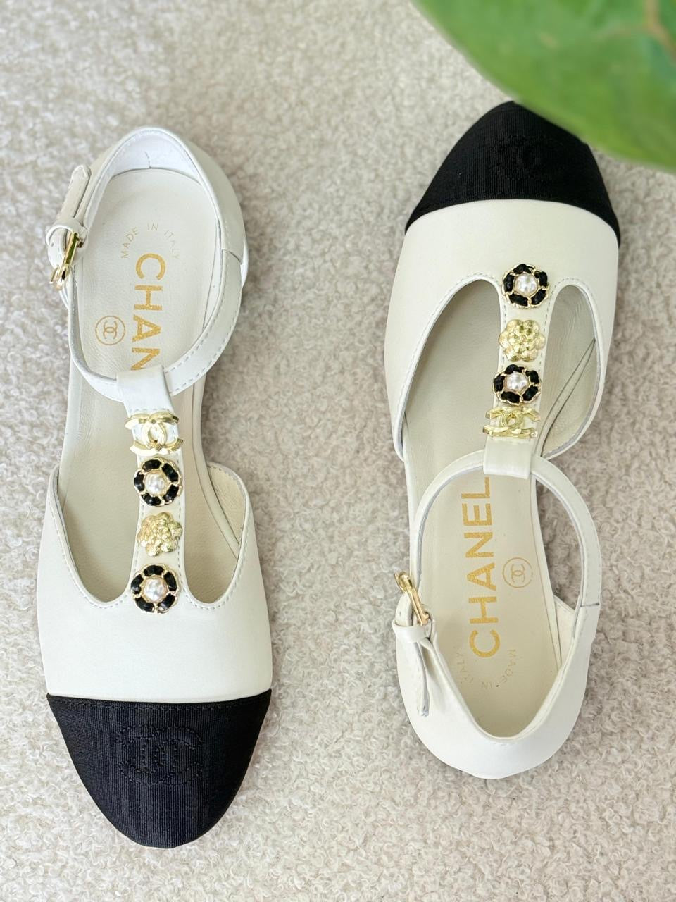 Chanel heels - low heels flat